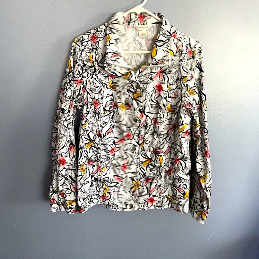 Christopher & Banks Med Print Jacket